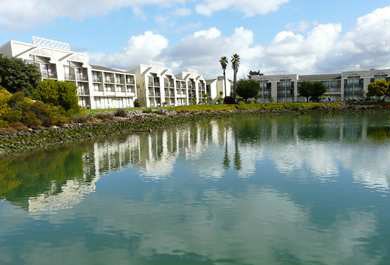 Hotel_harbor.jpg